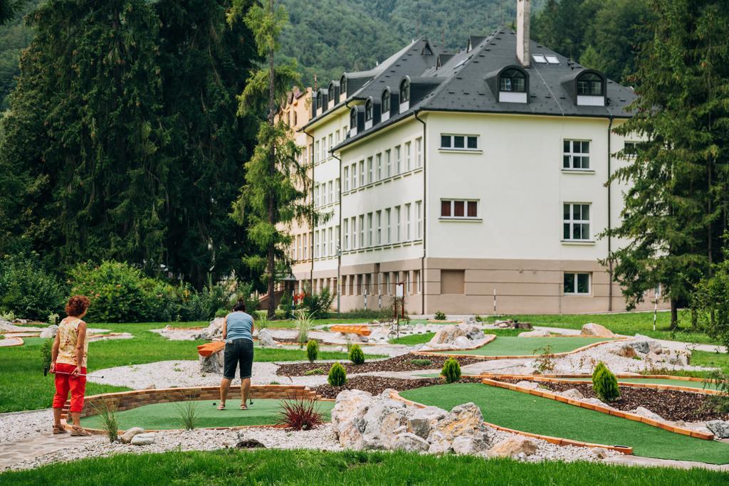 Hotel Skalka Rajecke Teplice Luaran gambar