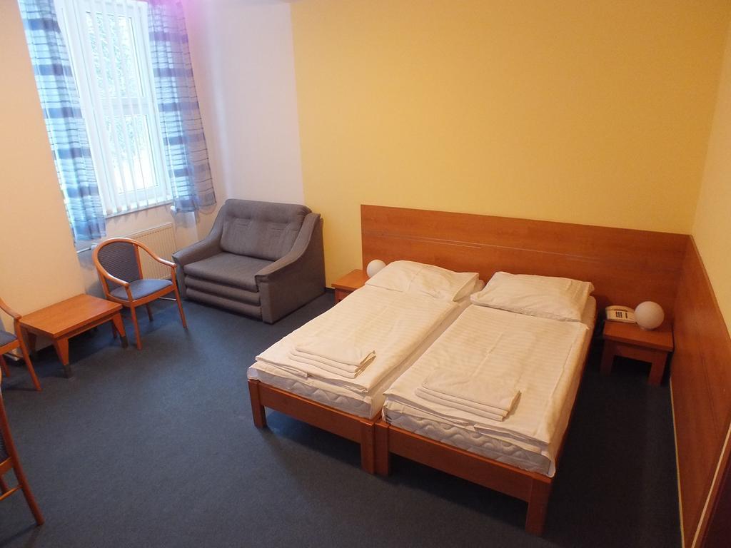 Hotel Skalka Rajecke Teplice Luaran gambar